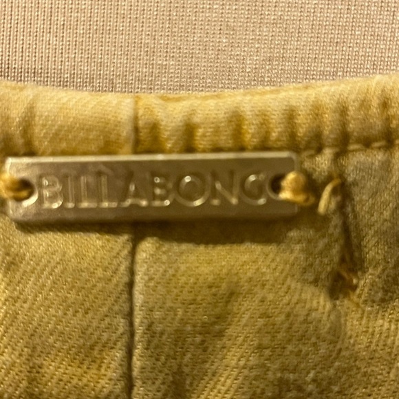 BILLABONG Wild Pursuit Short Overalls - in Sunset Gold, size L - Picture 5 of 9